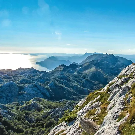 In Lägenhet Makarska