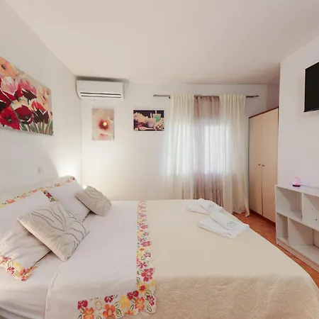 Apartamento Lovely In